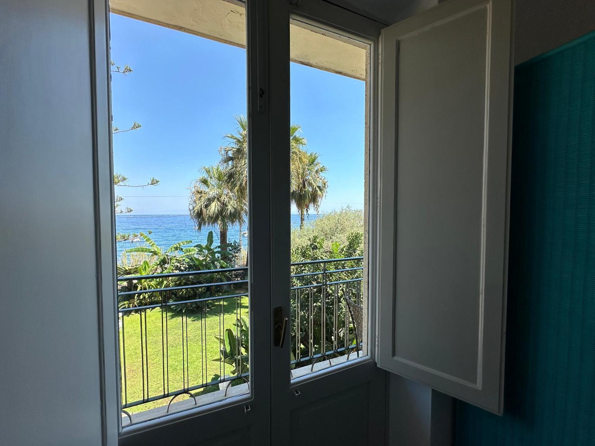 Baia Delle Sirene Hotel