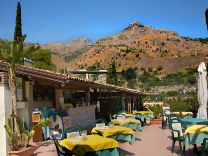 Hotel Baia Delle Sirene 3*